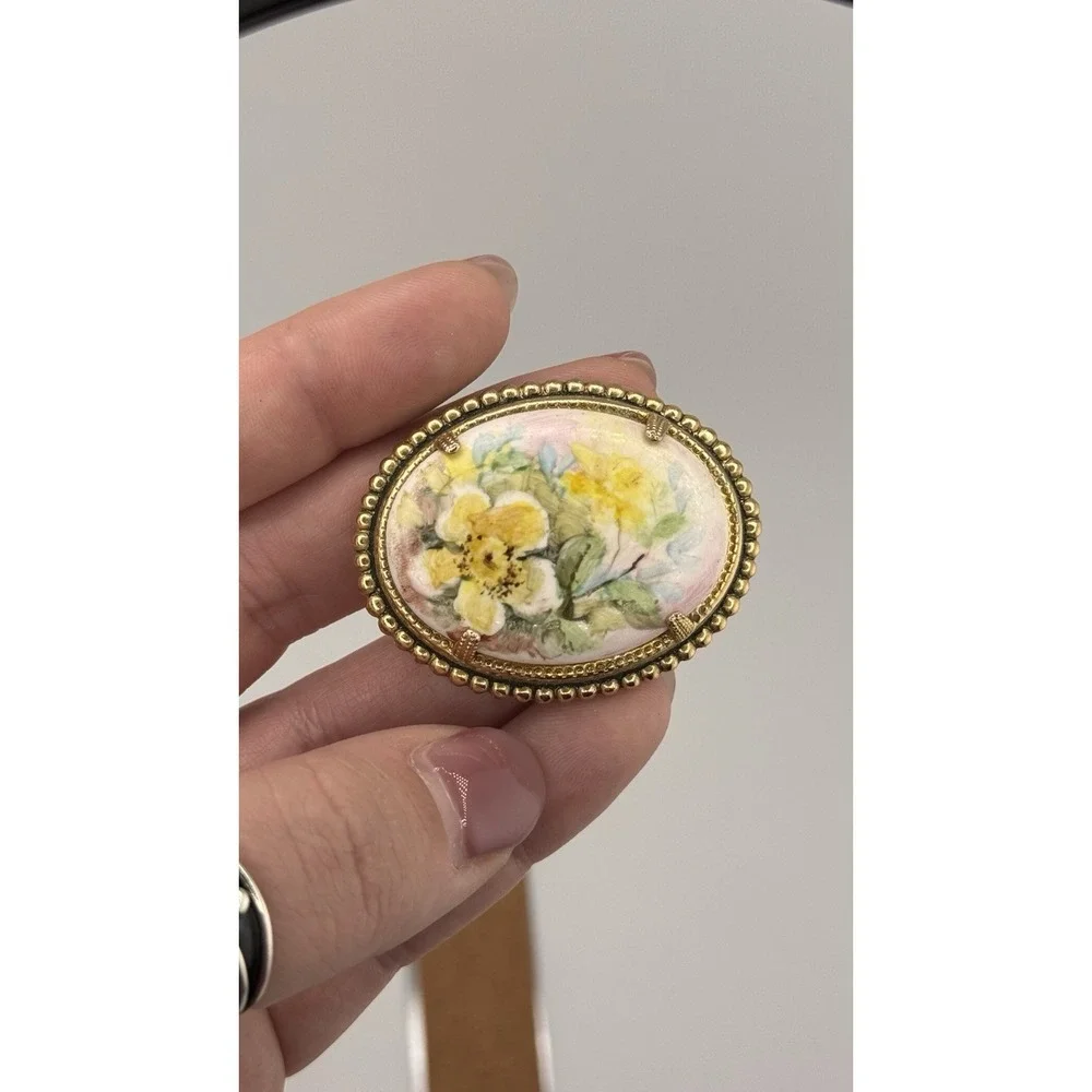 Vintage Porcelain Floral Brooch Gold Tone Oval Hand Painted Flowers